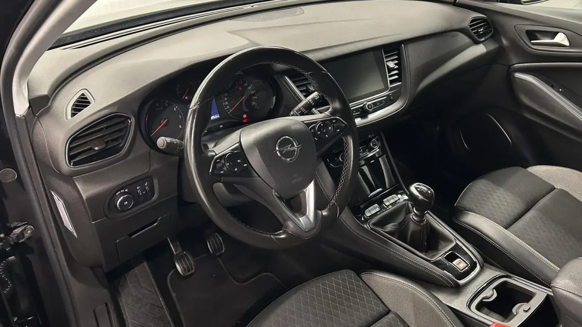 1.2 Turbo 120 Jaar Edition NAVI CRUISE CAMERA CARPLAY.