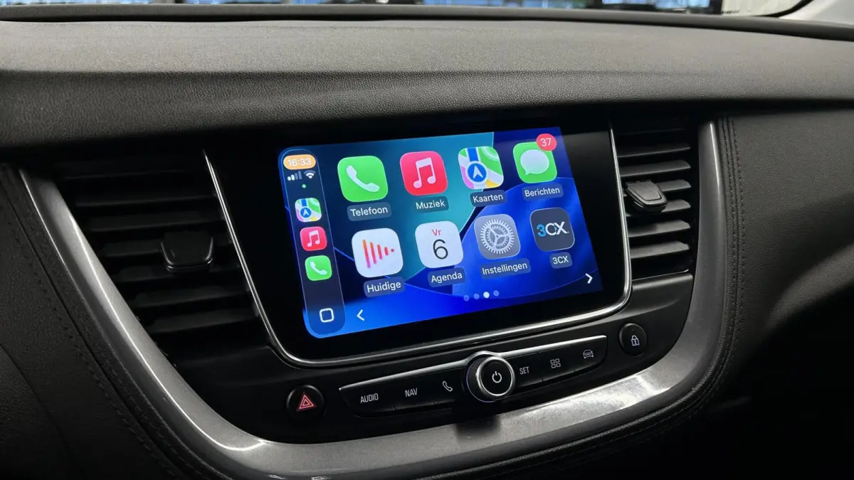 1.2 Turbo 120 Jaar Edition NAVI CRUISE CAMERA CARPLAY.