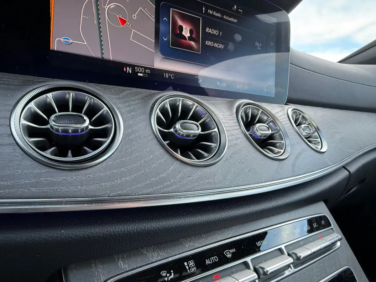 350 d 4MATIC Premium Plus (BTW auto) Burmester / Schuif-kanteldak / Luchtvering. Volle auto.