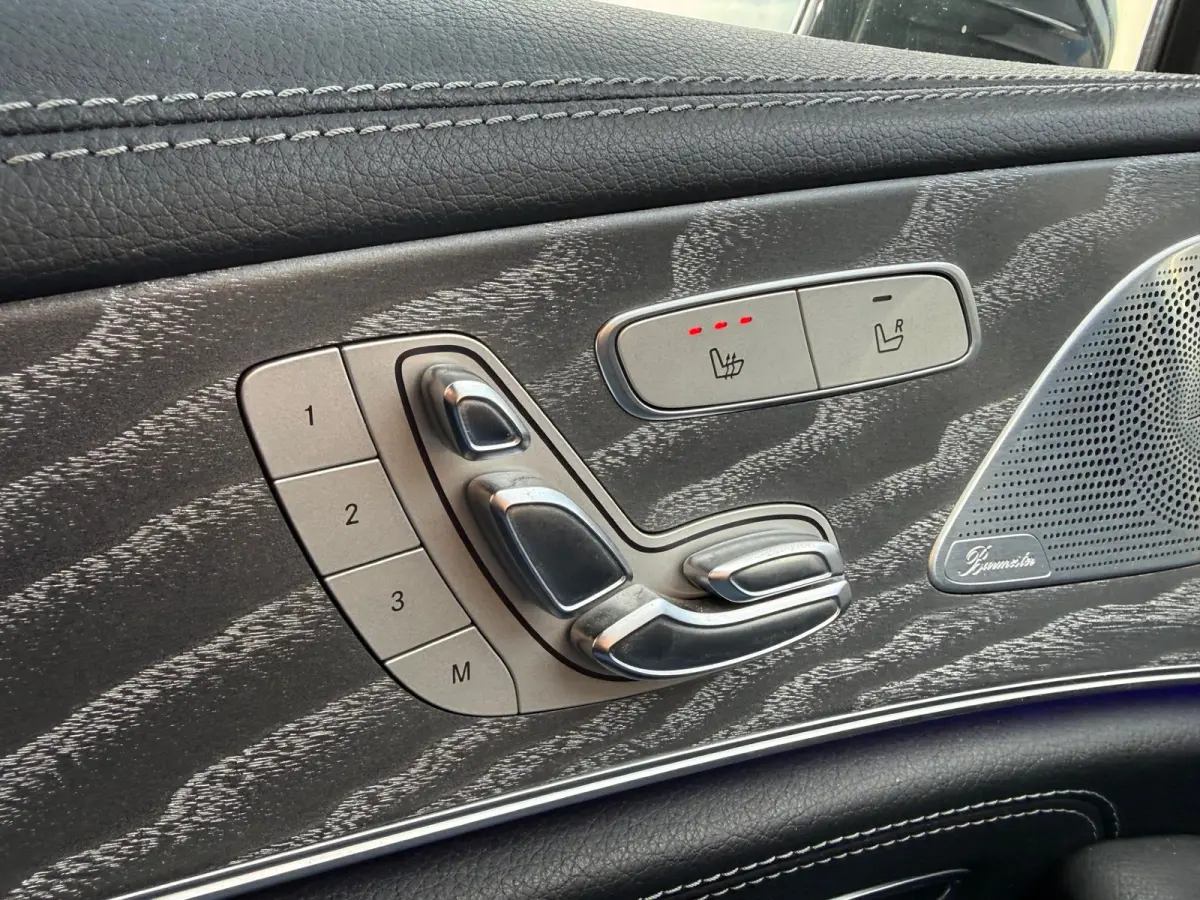 350 d 4MATIC Premium Plus (BTW auto) Burmester / Schuif-kanteldak / Luchtvering. Volle auto.