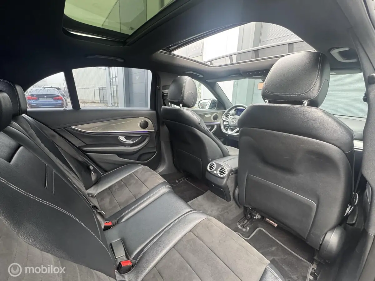 220D | AMG | Pano | Widescreen | 19'' |