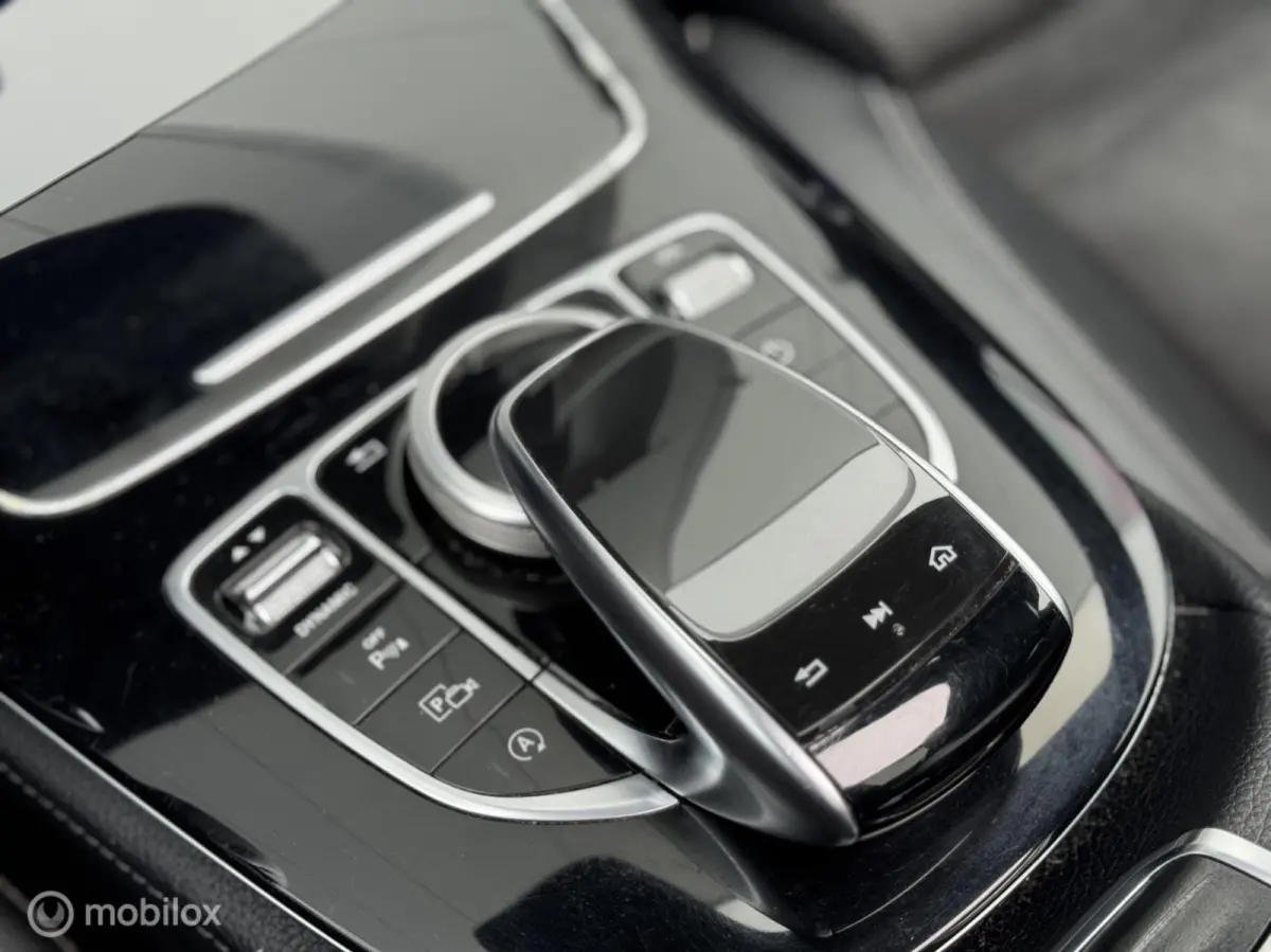220D | AMG | Pano | Widescreen | 19'' |