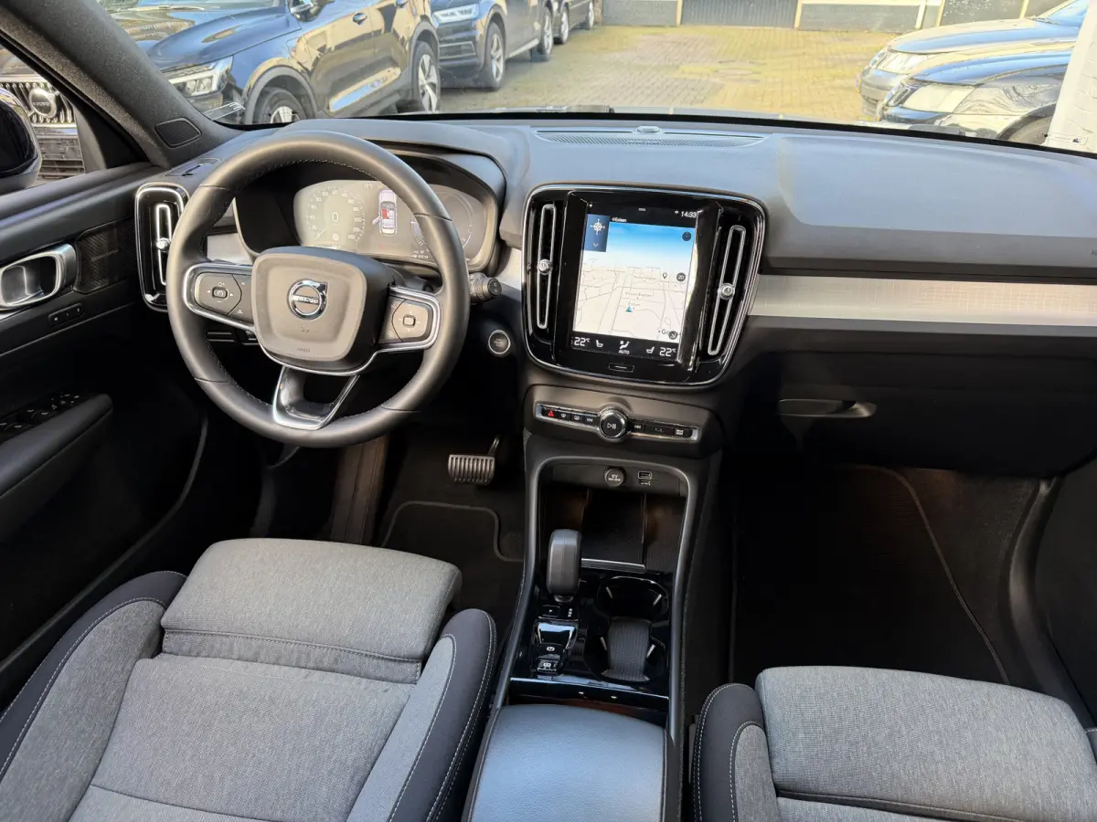 1.5 T4 Plus Dark Harman/kardon Achteruitrijcamera