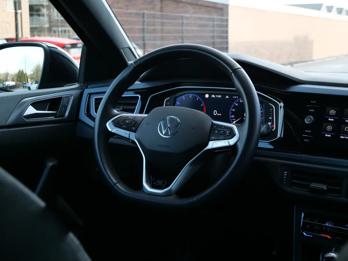 1.0 TSI R-Line 116 Pk Automaat Apple Carplay / DAB / Camera / PDC