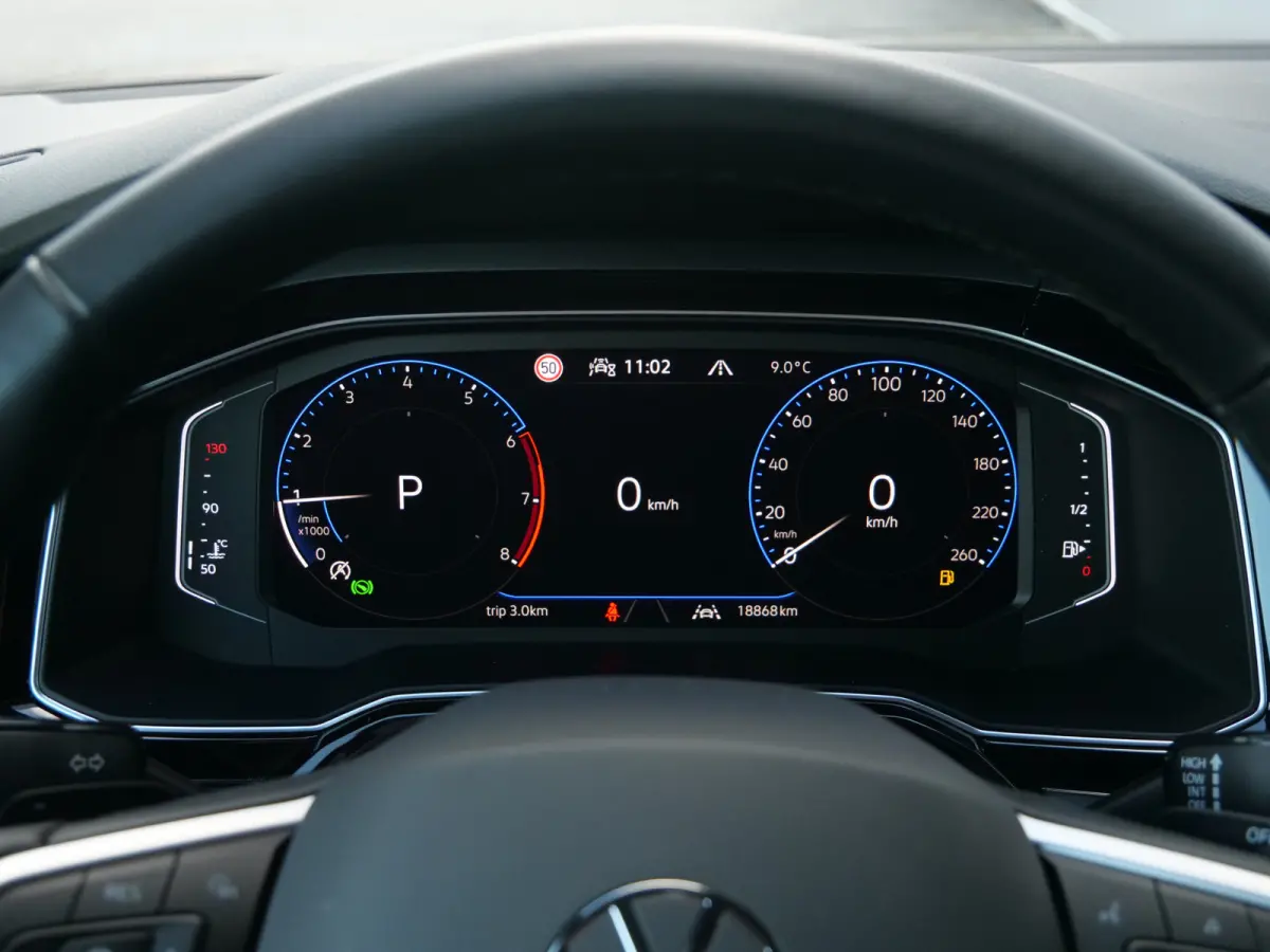 1.0 TSI R-Line 116 Pk Automaat Apple Carplay / DAB / Camera / PDC