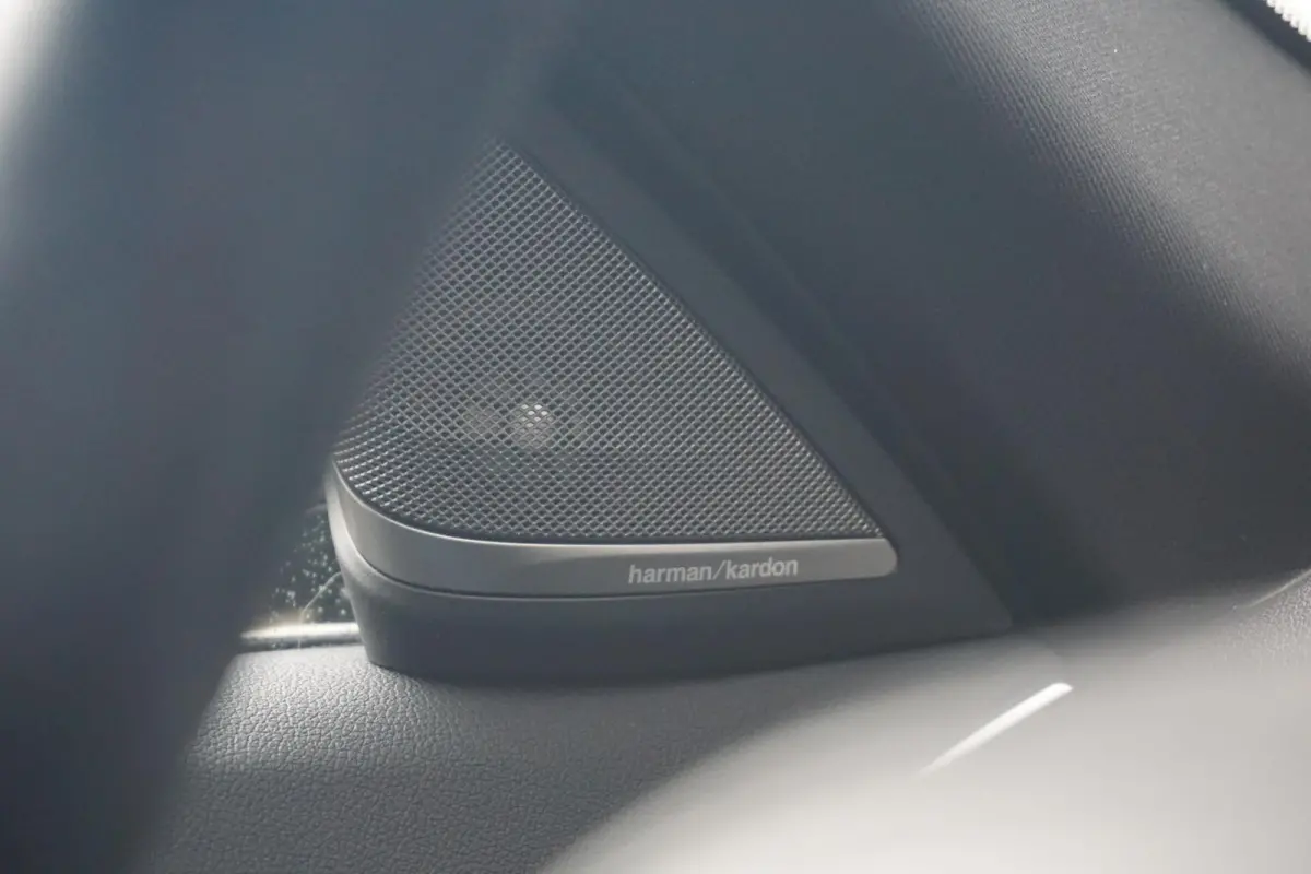 M550i xDrive Schuif-/kanteldak / Laserlight /  Head-Up Display / Harman Kardon / Soft Close