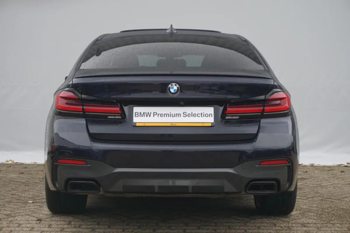 M550i xDrive Schuif-/kanteldak / Laserlight /  Head-Up Display / Harman Kardon / Soft Close