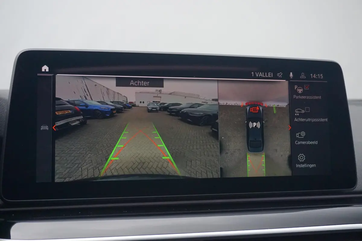 M550i xDrive Schuif-/kanteldak / Laserlight /  Head-Up Display / Harman Kardon / Soft Close