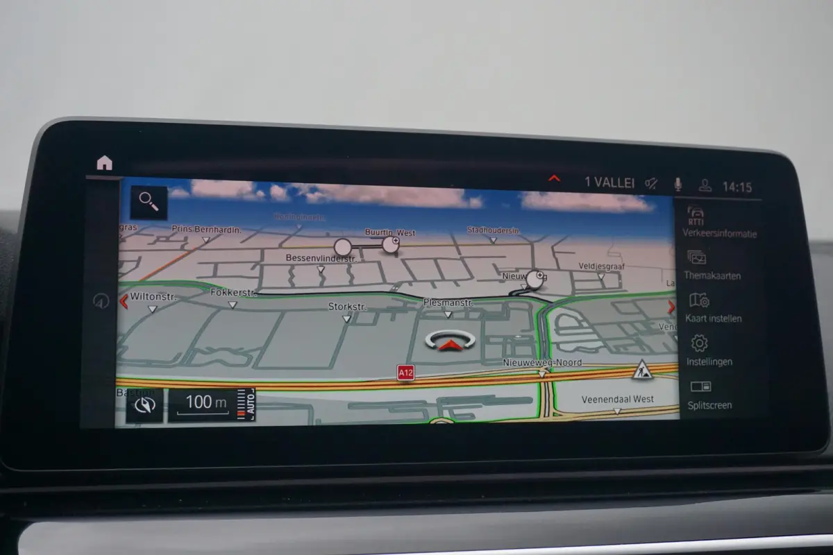 M550i xDrive Schuif-/kanteldak / Laserlight /  Head-Up Display / Harman Kardon / Soft Close