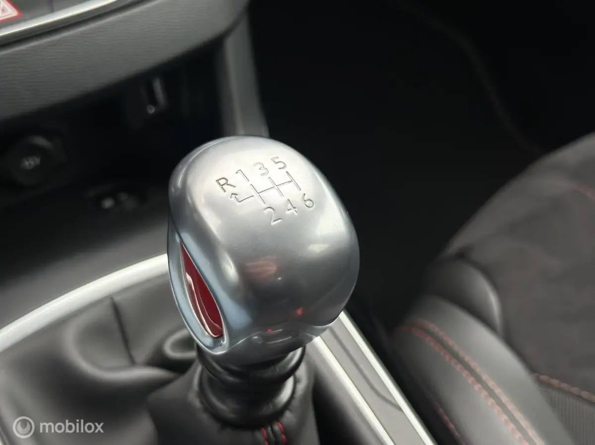 1.6 PureTech GTi | Vol opties | 12 mnd Garantie