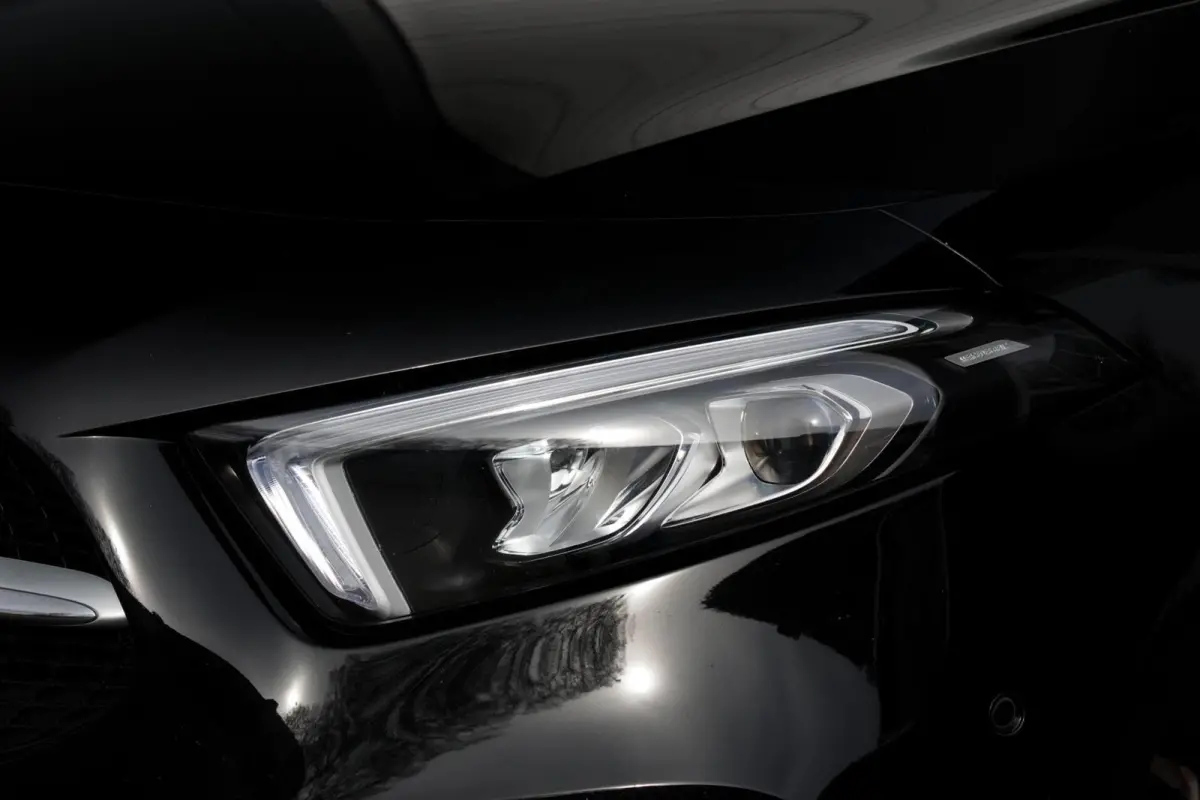 250 e Premium Plug-in Hybrid|1e Eigenaar|STOELVERWARMING|LEDER|CAMERA|CLIMATE