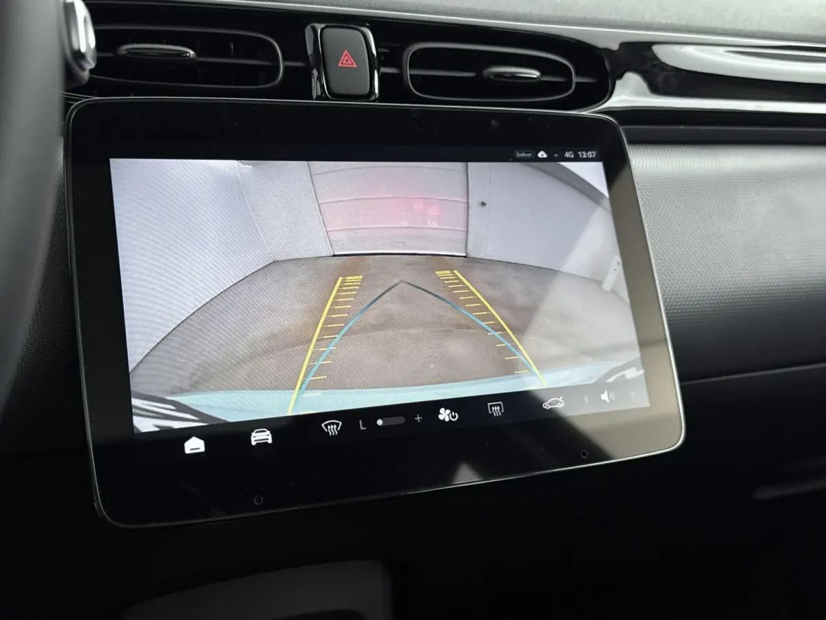 37.3 kWh 95pk Design | Private lease Actie | Achteruitrijcamera | Navigatiesysteem | Panoramadak