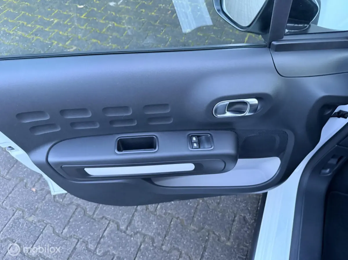 1.2 PureTech Feel|Carplay|Clima|Cruise|Navi|parke