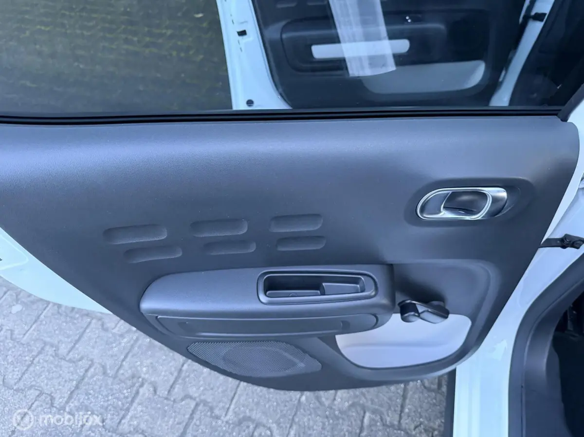1.2 PureTech Feel|Carplay|Clima|Cruise|Navi|parke