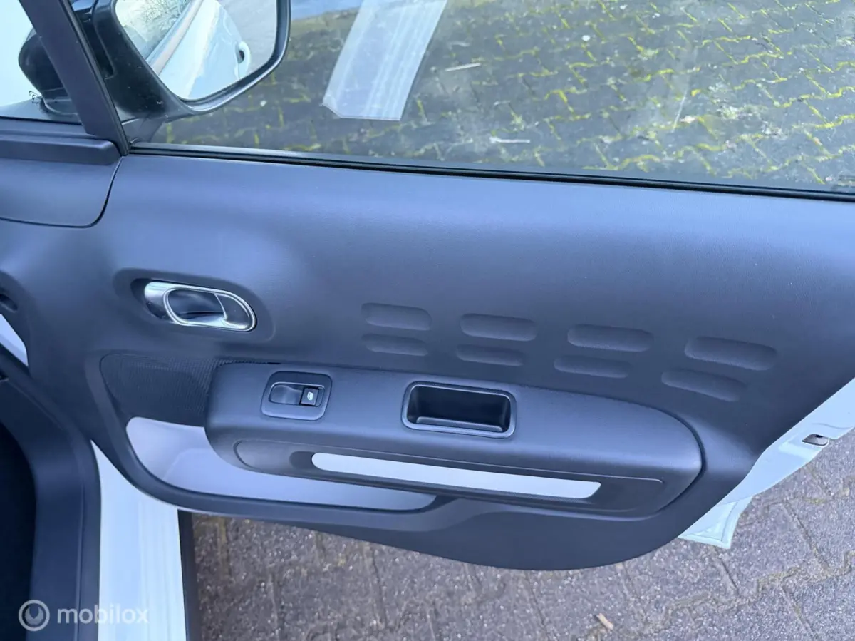1.2 PureTech Feel|Carplay|Clima|Cruise|Navi|parke