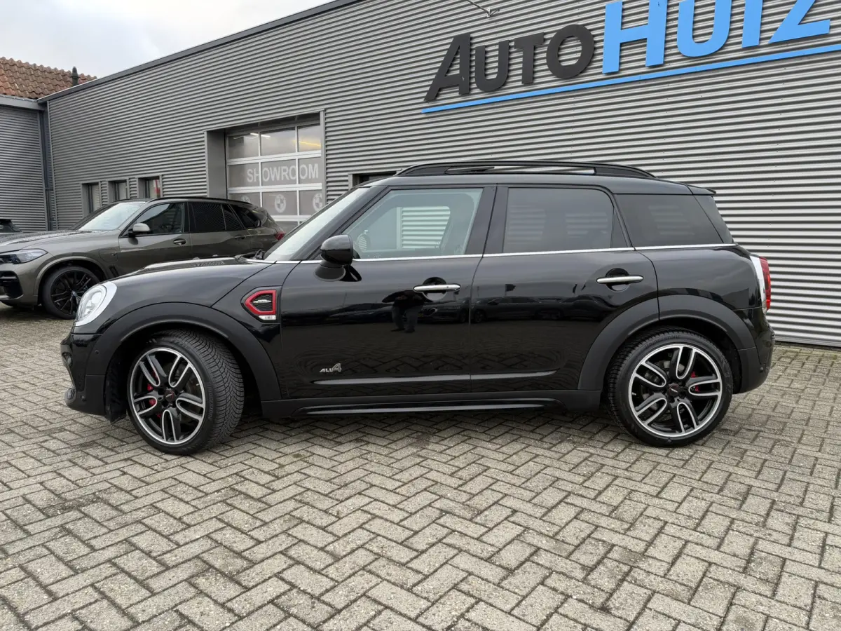 Mini 2.0 John Cooper Works ALL4 231 PK Chili Panoramadak Leer Harman-Kardon Elek Stoelverstelling Head-Up Display Led Achteruitrijcamera Keyless Entry Vol!