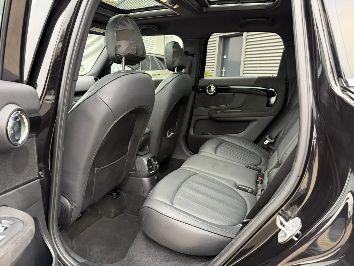 Mini 2.0 John Cooper Works ALL4 231 PK Chili Panoramadak Leer Harman-Kardon Elek Stoelverstelling Head-Up Display Led Achteruitrijcamera Keyless Entry Vol!