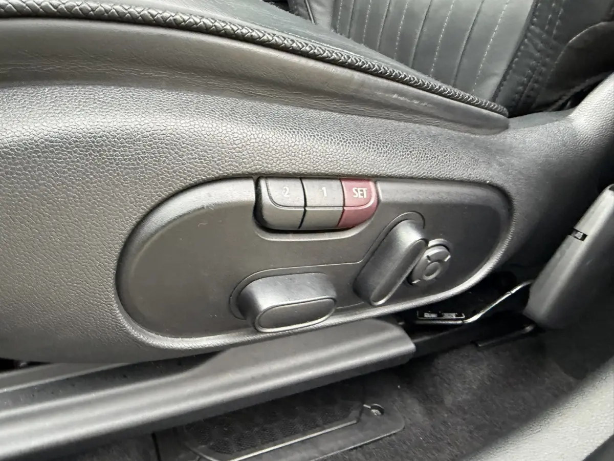 Mini 2.0 John Cooper Works ALL4 231 PK Chili Panoramadak Leer Harman-Kardon Elek Stoelverstelling Head-Up Display Led Achteruitrijcamera Keyless Entry Vol!