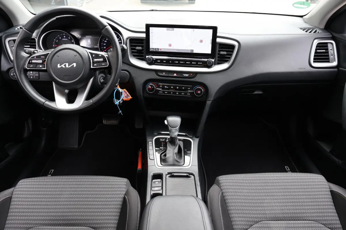 1.0 T-GDi MHEV DynamicLine 1e Eigenaar | NAP | Dealer Onderh | BTW | Automaat | Climate | Camera | ACC | Carplay | Navi | Full Led | Start/Stop |  PDC