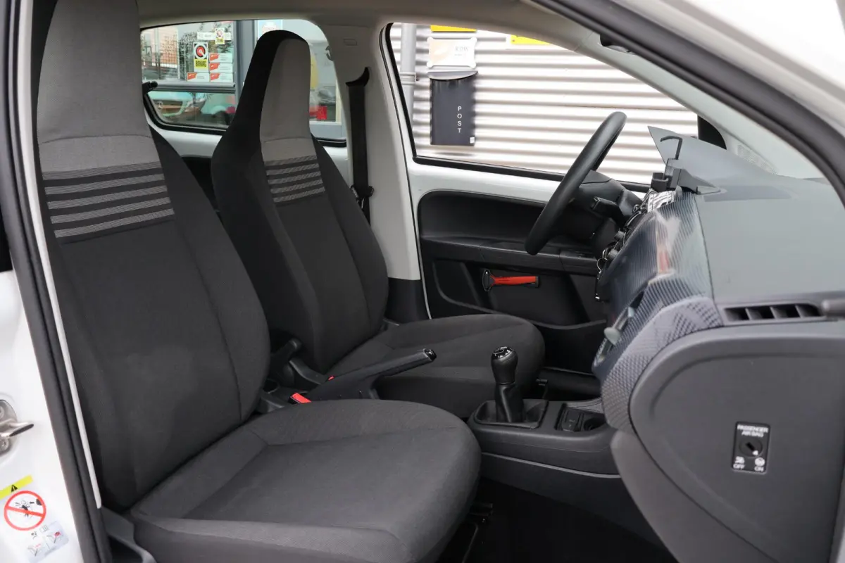 Up! 1.0 BMT move up! 1e Eigenaar | Dealer onderh | BTW | NL-Auto | Airco | Bluetooth | Multimedia | LED | Hill-Hold | Start/stop