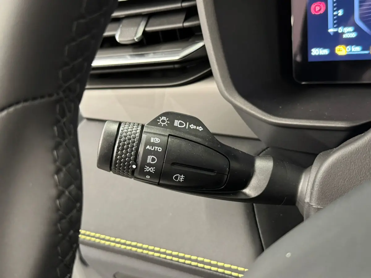 1.5 Core | Achteruitrijcamera | Apple Carplay/Android Auto|telefoonintegratie premium | Cruise control adaptief