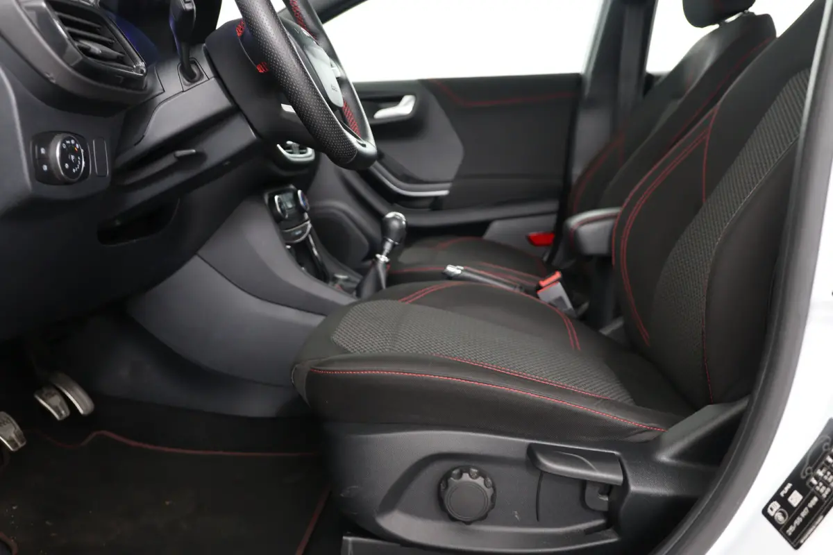 1.0 EcoBoost ST-Line | 1e Eigenaar! | LED | Navi | Airco | DAB | Keyless | Cruise Control | Parkeersensoren | Lichtmetalen Velgen
