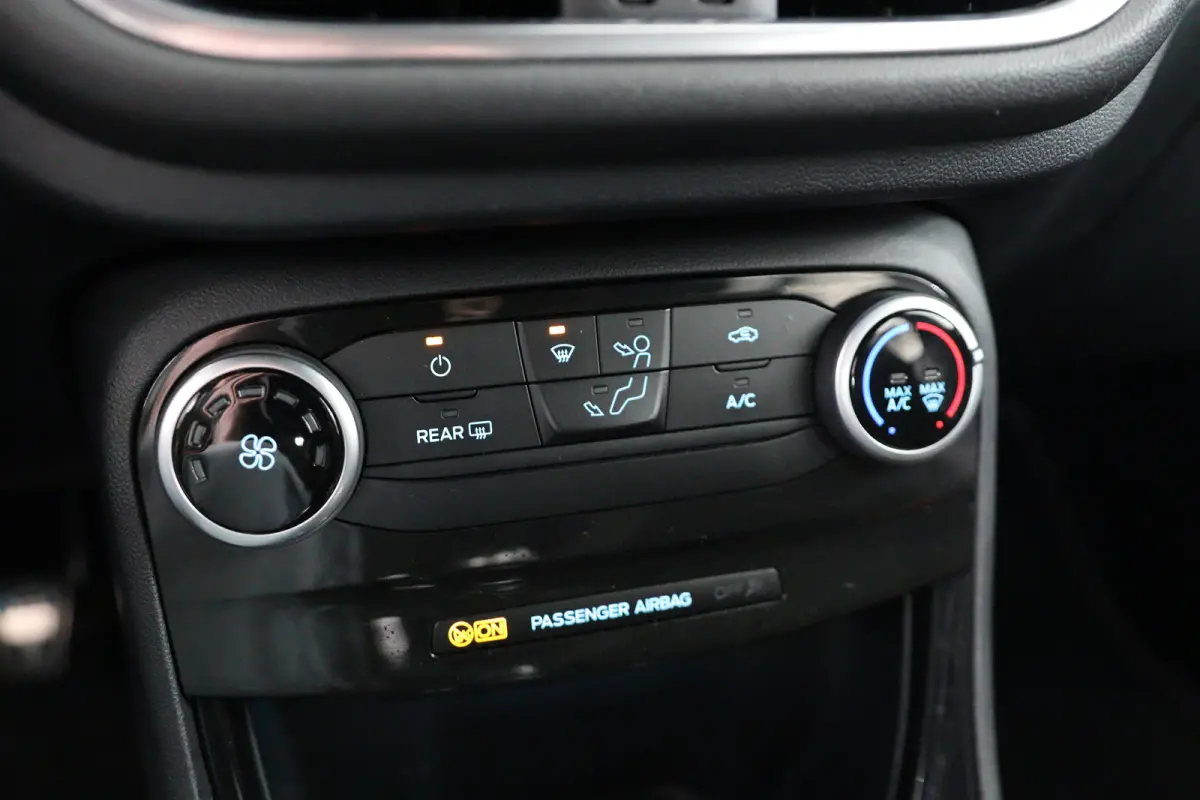 1.0 EcoBoost ST-Line | 1e Eigenaar! | LED | Navi | Airco | DAB | Keyless | Cruise Control | Parkeersensoren | Lichtmetalen Velgen