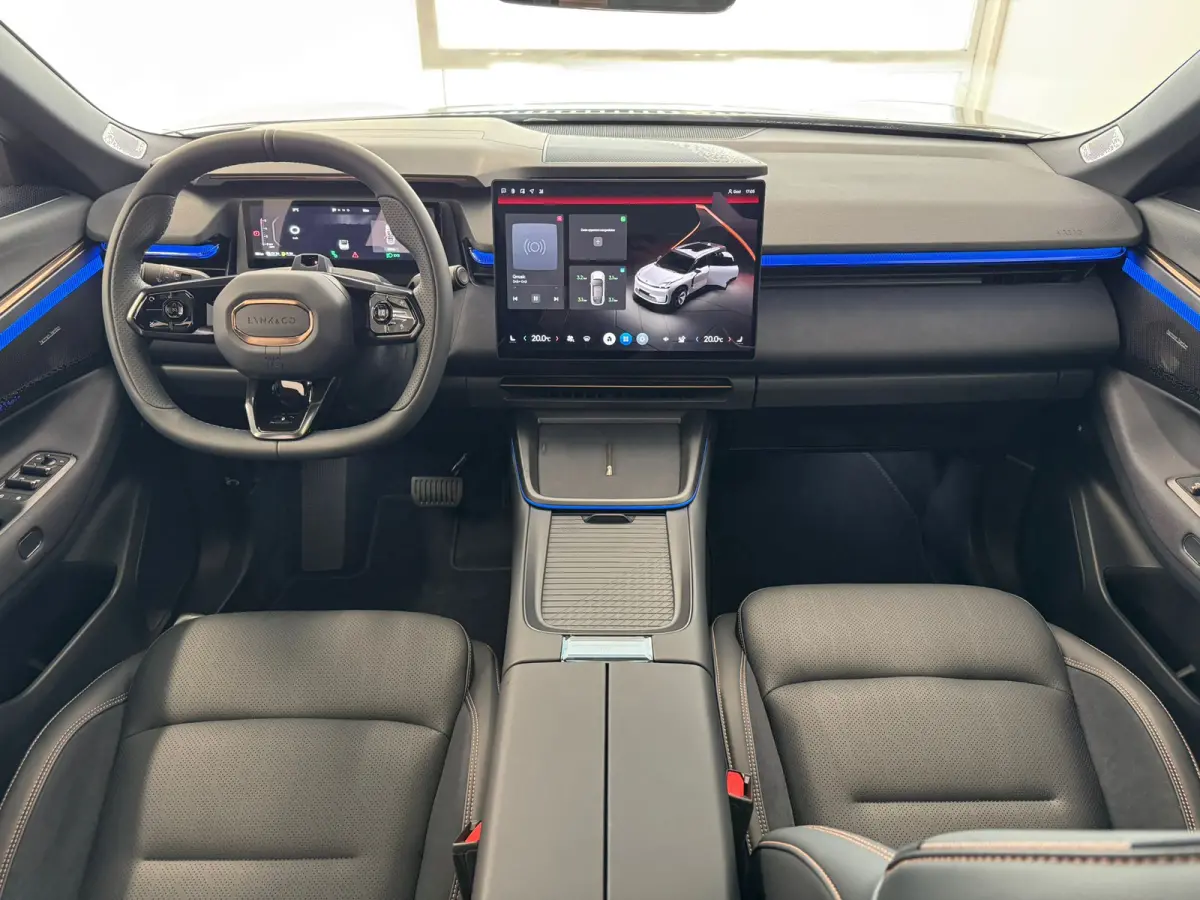 1.5 More | Apple Carplay/Android Auto|telefoonintegratie premium | Cruise control adaptief met Stop&Go en stuurhulp | Electronic climate controle