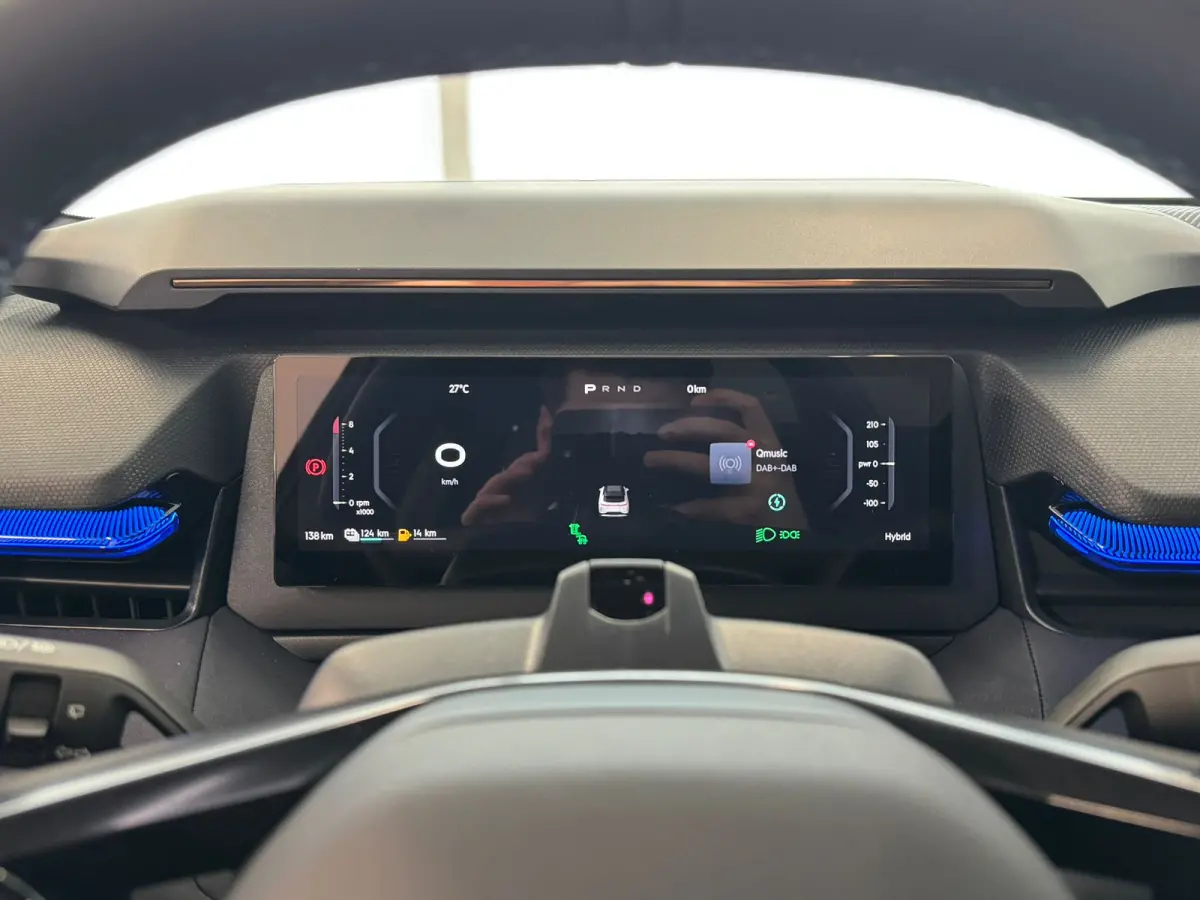 1.5 More | Apple Carplay/Android Auto|telefoonintegratie premium | Cruise control adaptief met Stop&Go en stuurhulp | Electronic climate controle
