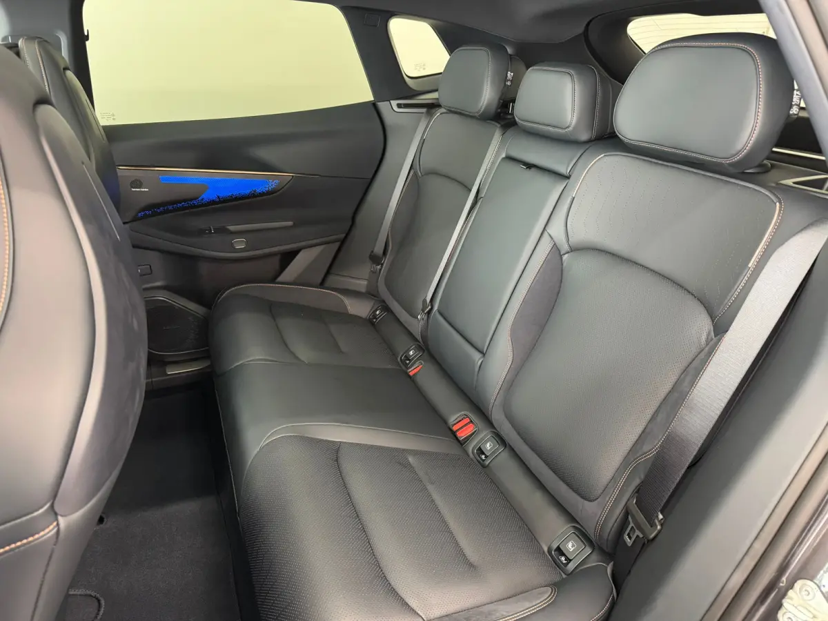 1.5 More | Apple Carplay/Android Auto|telefoonintegratie premium | Cruise control adaptief met Stop&Go en stuurhulp | Electronic climate controle