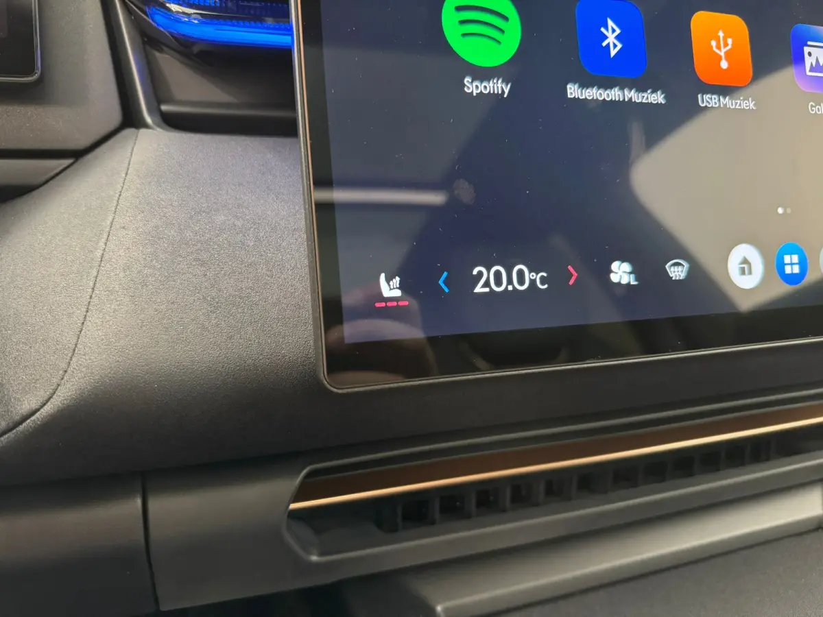 1.5 More | Apple Carplay/Android Auto|telefoonintegratie premium | Cruise control adaptief met Stop&Go en stuurhulp | Electronic climate controle
