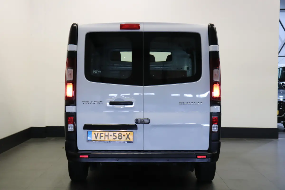 1.6 dCi EURO 6 - Airco - Navi - Cruise - NAP - €9.900,- Excl.