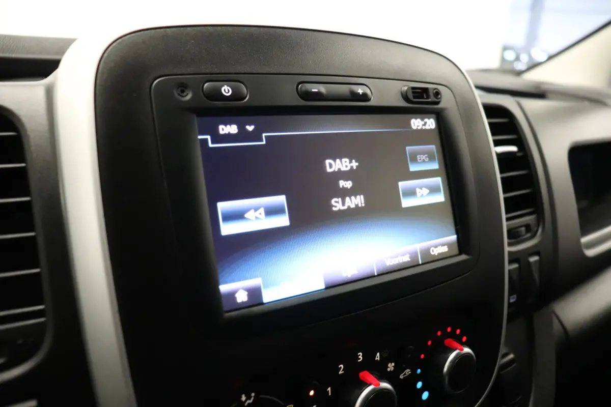 1.6 dCi EURO 6 - Airco - Navi - Cruise - NAP - €9.900,- Excl.