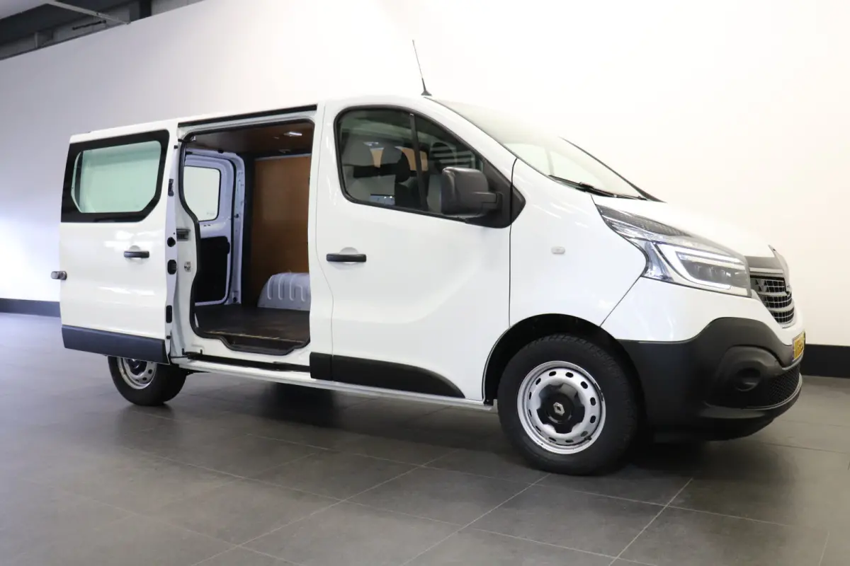 1.6 dCi EURO 6 - Airco - Navi - Cruise - NAP - €9.900,- Excl.