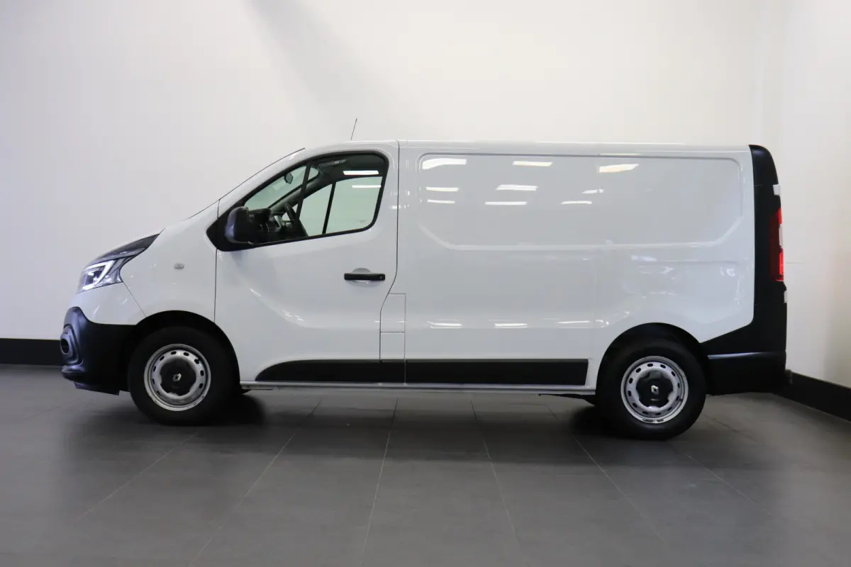 1.6 dCi EURO 6 - Airco - Navi - Cruise - NAP - €9.900,- Excl.
