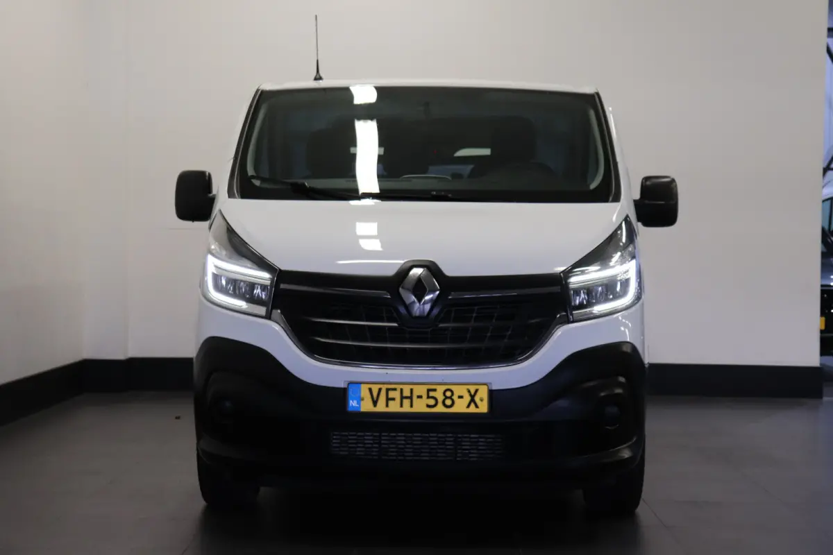 1.6 dCi EURO 6 - Airco - Navi - Cruise - NAP - €9.900,- Excl.