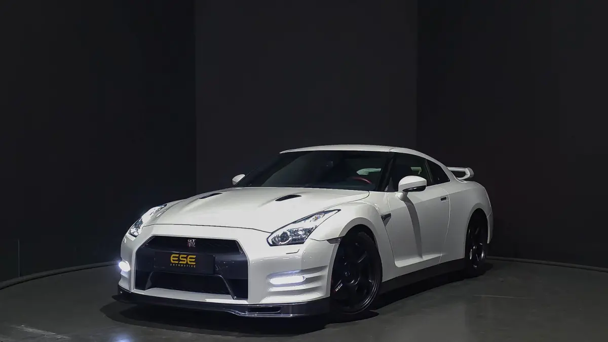3.8 V6 Track Edition