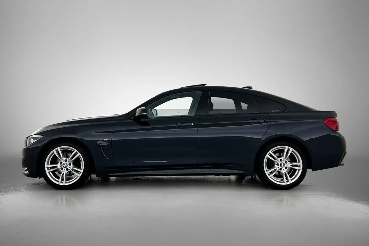 418i High Executive (PANORAMADAK, STOELVERWARMING, CARPLAY, DEALER ONDERHOUDEN, GROOT NAVI, SPORTSTOELEN)