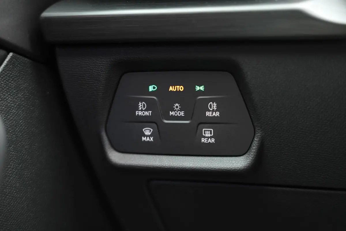 1.4 e-Hybrid VZ Copper Edition |Pano|Buttons|360|Memory|Dodehoek|Ambient|