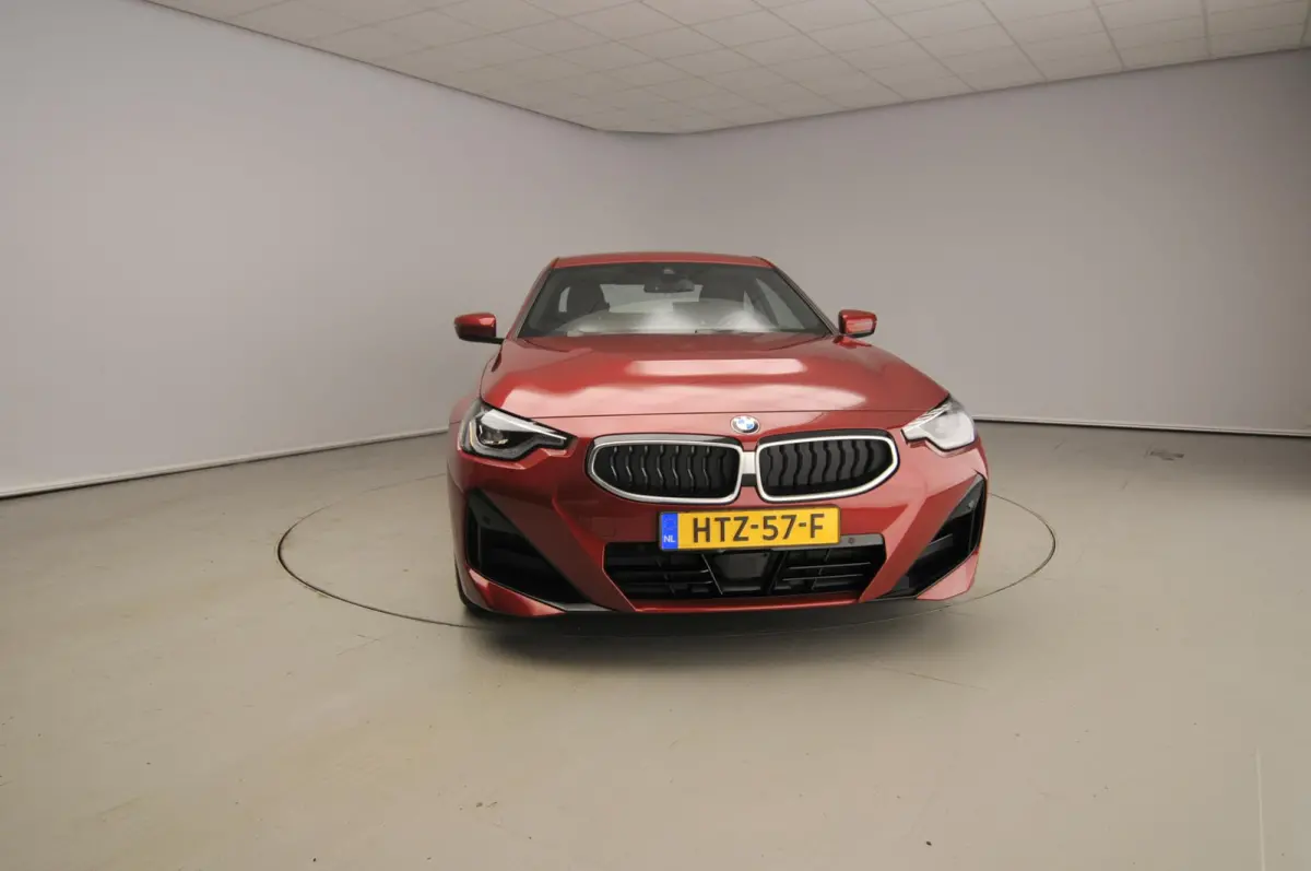 230i | M-Sportpakket | LED | Navigatie | Sportstoelen | Stoelverwarming | Keyles go | DAB | Alu 18 inch