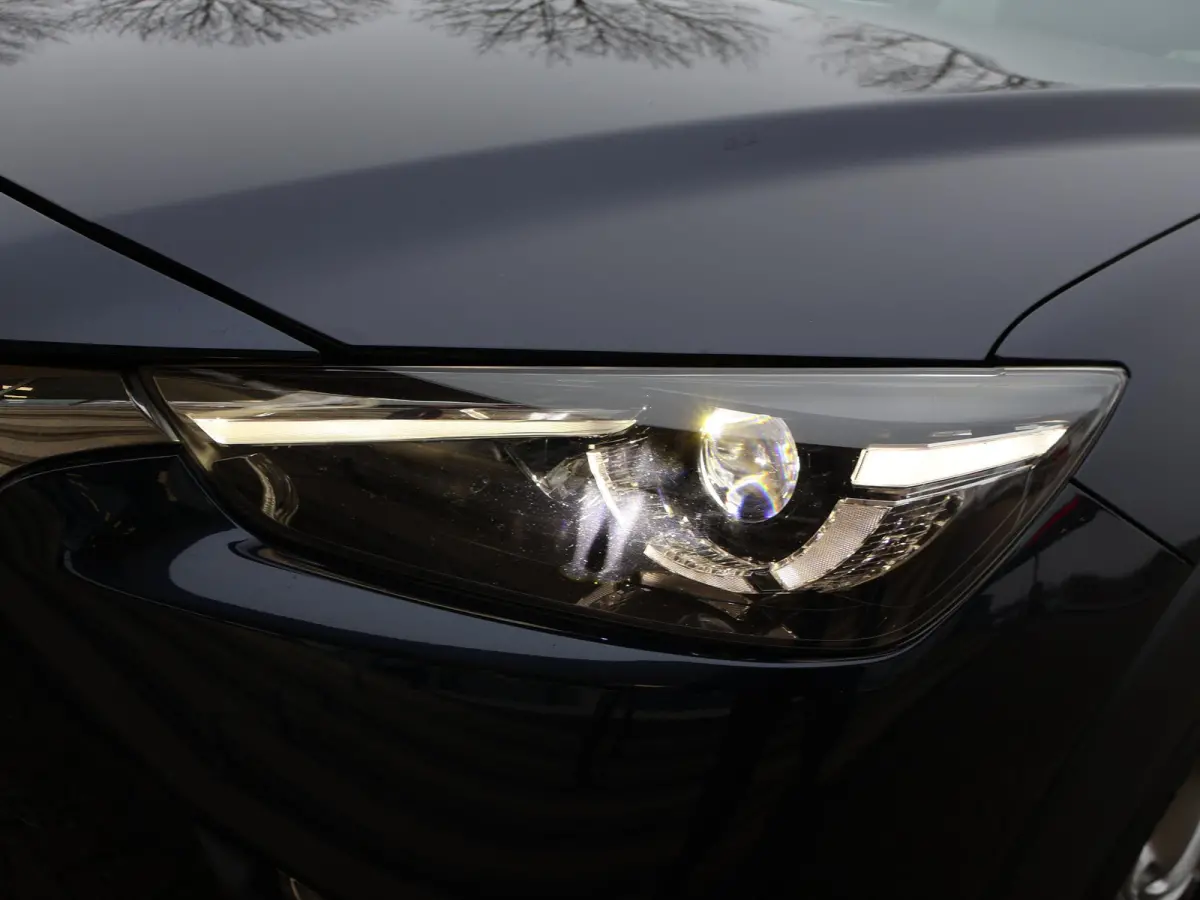 2.0 SKYACTIV-G 120 AUT. + TREKHAAK | STOELVERW. | NAVIGATIE | DAB