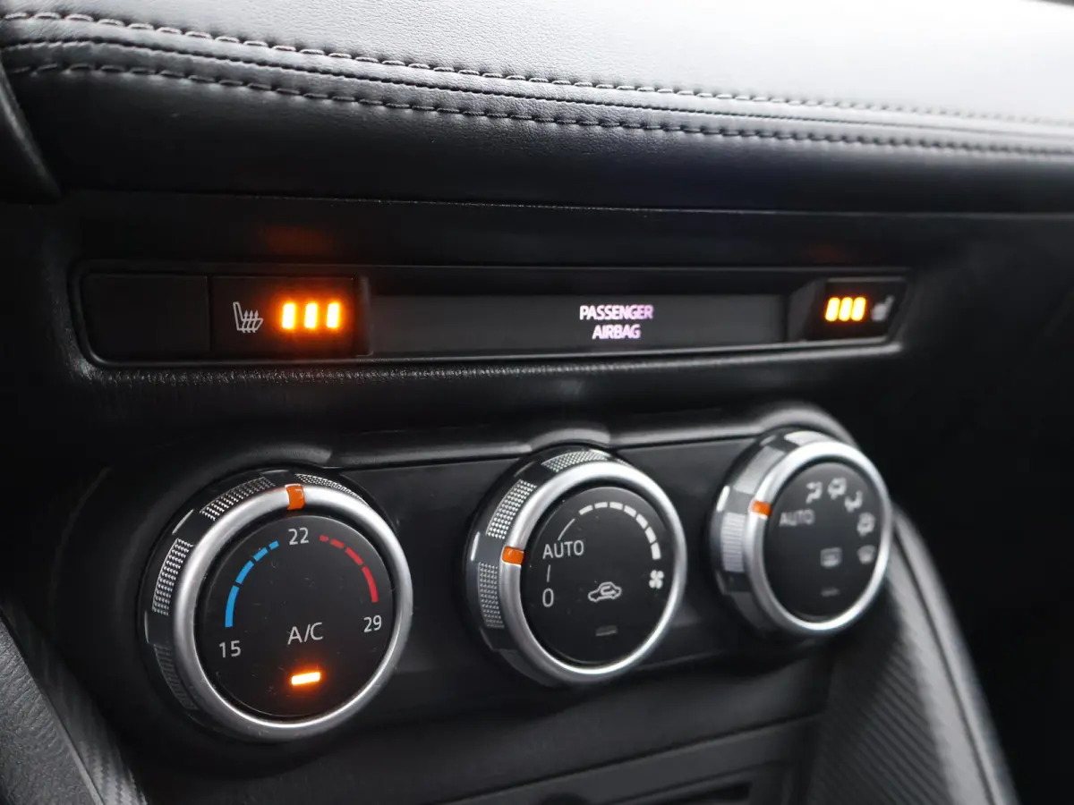 2.0 SKYACTIV-G 120 AUT. + TREKHAAK | STOELVERW. | NAVIGATIE | DAB