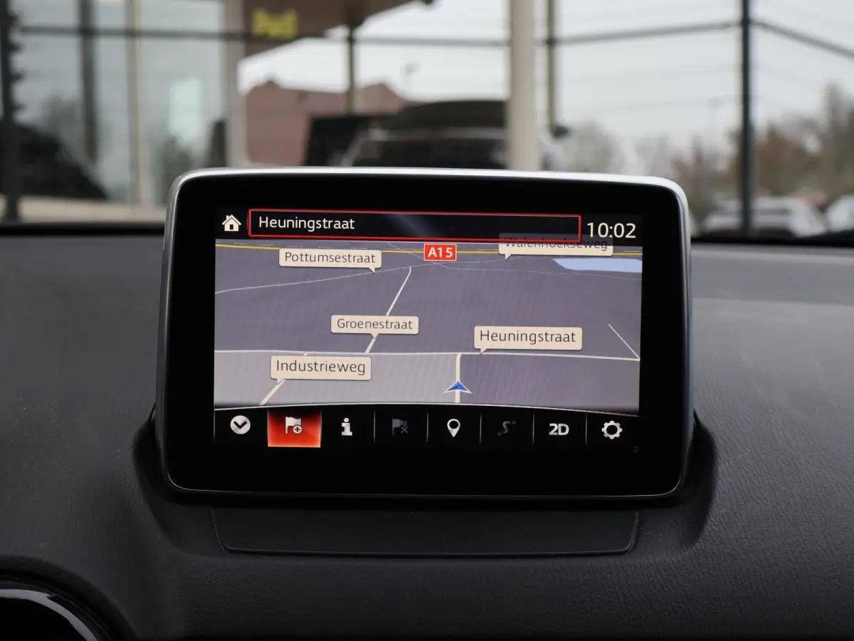 2.0 SKYACTIV-G 120 AUT. + TREKHAAK | STOELVERW. | NAVIGATIE | DAB