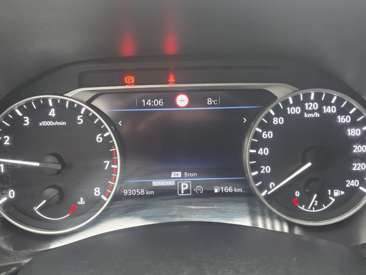 1.0 DIG-T Tekna AUTOMAAT | Trekhaak | Navigatie via Apple Carplay | Cruise Control | Climate Control | Parkeersensoren + Camera