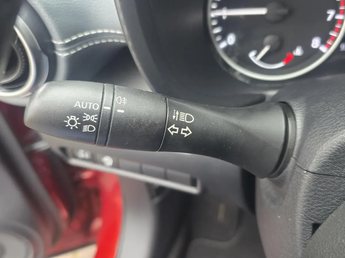 1.0 DIG-T Tekna AUTOMAAT | Trekhaak | Navigatie via Apple Carplay | Cruise Control | Climate Control | Parkeersensoren + Camera