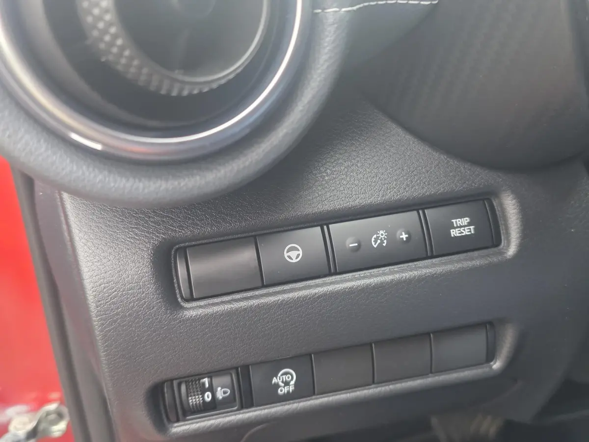 1.0 DIG-T Tekna AUTOMAAT | Trekhaak | Navigatie via Apple Carplay | Cruise Control | Climate Control | Parkeersensoren + Camera
