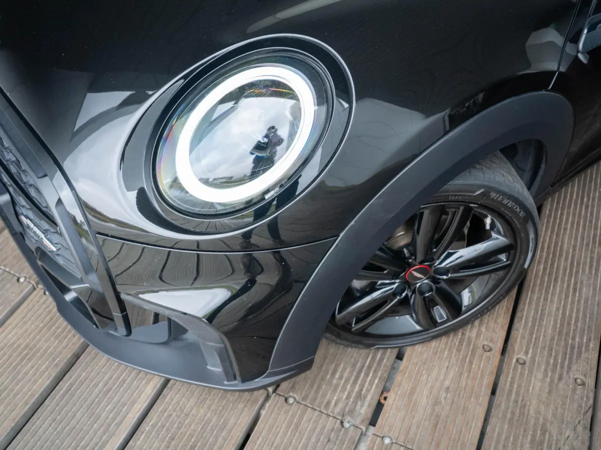 Cooper John Cooper Works pakket | Apple Carplay