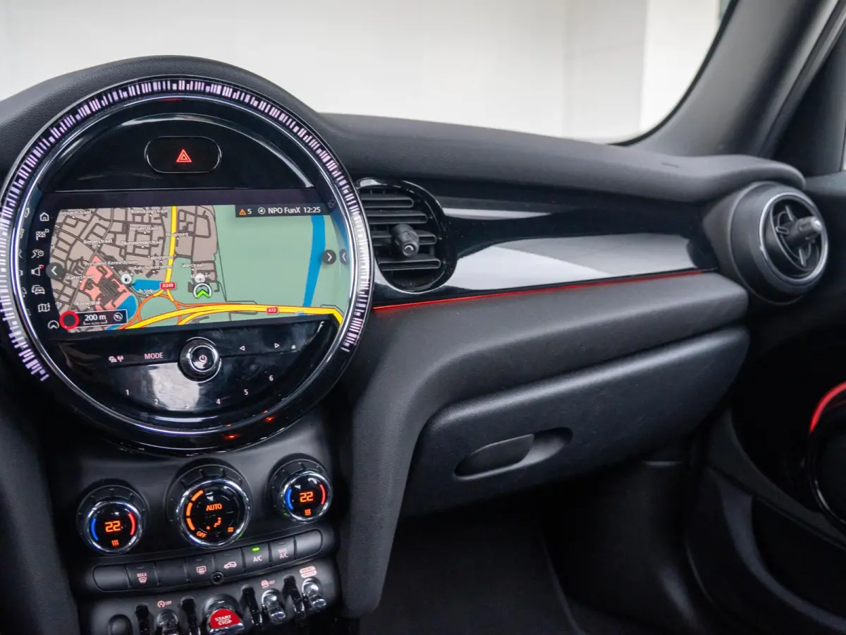 Cooper John Cooper Works pakket | Apple Carplay