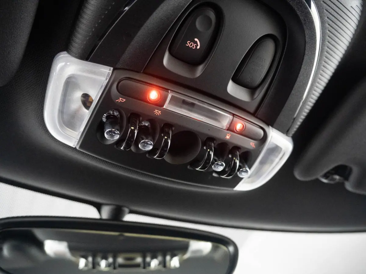 Cooper John Cooper Works pakket | Apple Carplay