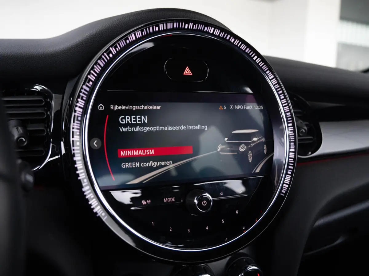 Cooper John Cooper Works pakket | Apple Carplay